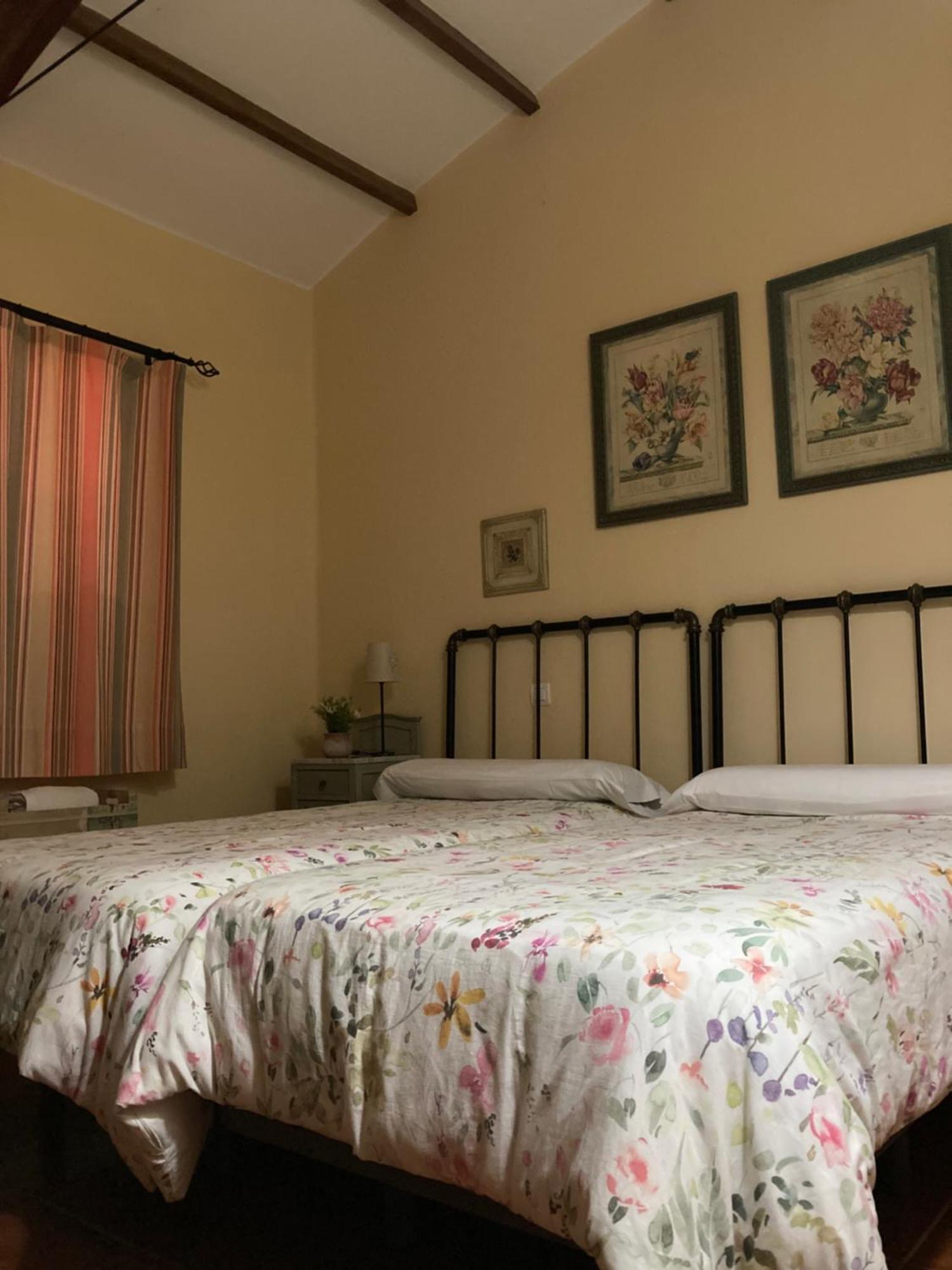 Casa Rural Valdevilano La Roca de la Sierra Exteriér fotografie