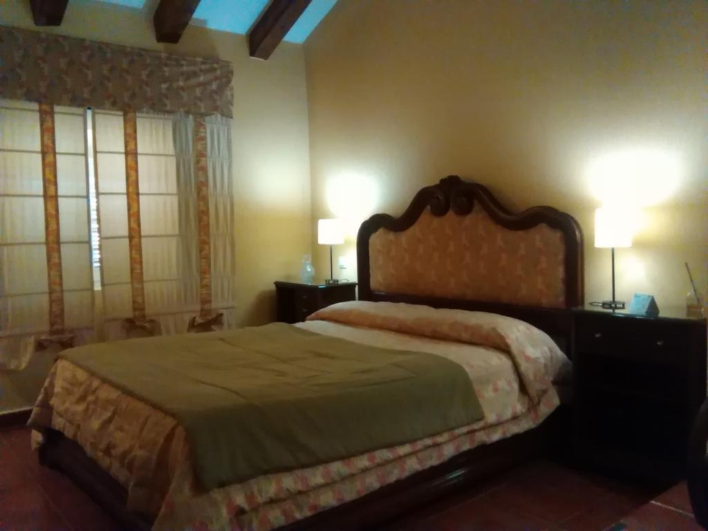 Casa Rural Valdevilano La Roca de la Sierra Exteriér fotografie